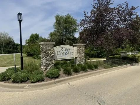 1833 Indian Trail Kankakee IL 60901