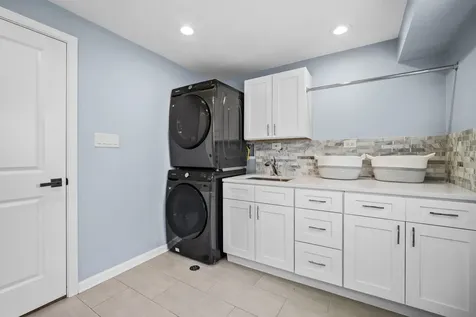 3122 Sandy Lane Glenview IL 60026