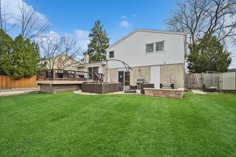 3122 Sandy Lane Glenview IL 60026