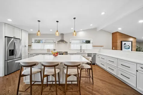3122 Sandy Lane Glenview IL 60026
