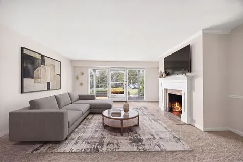 124 Carriage Way Drive Burr Ridge IL 60527