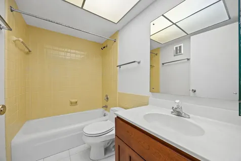124 Carriage Way Drive Burr Ridge IL 60527