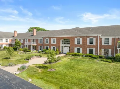 124 Carriage Way Drive Burr Ridge IL 60527