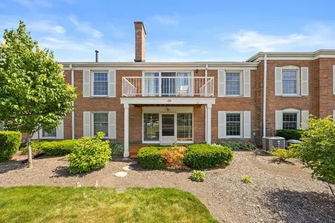 124 Carriage Way Drive Burr Ridge IL 60527