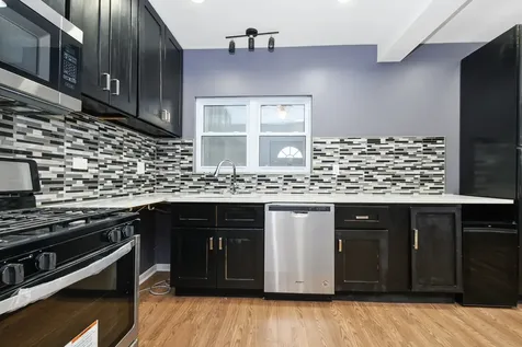 7359 South Vernon Avenue Chicago IL 60619