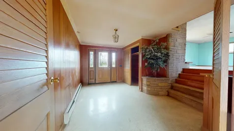 4402 South Mattis Avenue Champaign IL 61822