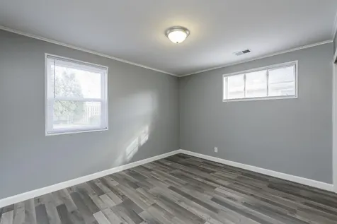 400 7TH Avenue Libertyville IL 60048