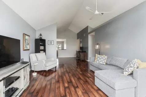 30W019 Juniper Court Warrenville IL 60555