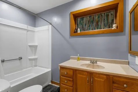 690 North Cove Court Decatur IL 62521