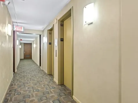 201 East Chestnut Street Chicago IL 60611