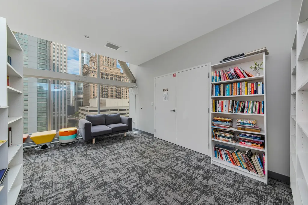 8 East Randolph Street Chicago IL 60601