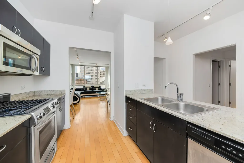 8 East Randolph Street Chicago IL 60601