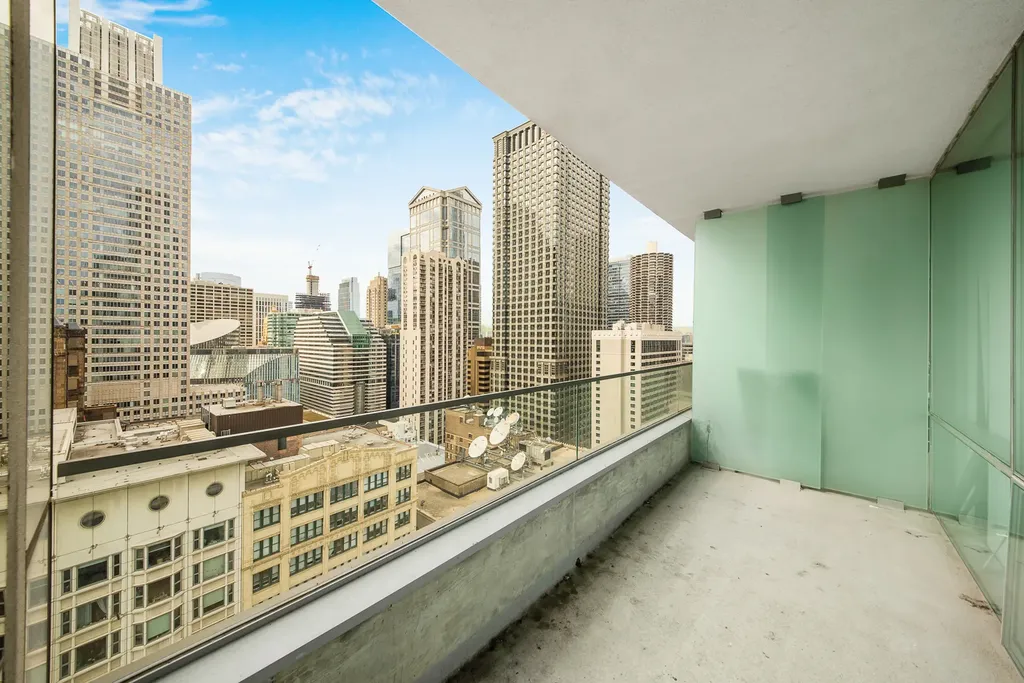 8 East Randolph Street Chicago IL 60601