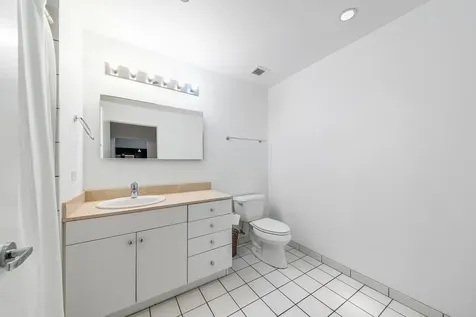 8 East Randolph Street Chicago IL 60601