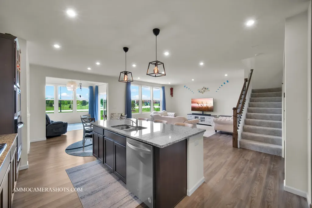 2969 Francis Court Aurora IL 60503