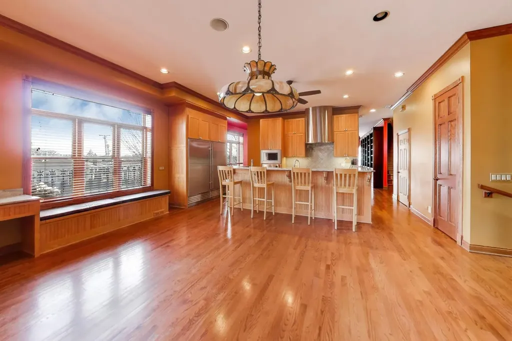 3914 West 51st Street Chicago IL 60632