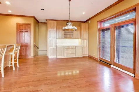 3914 West 51st Street Chicago IL 60632