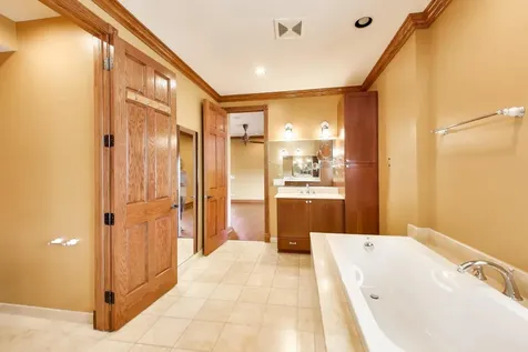 3914 West 51st Street Chicago IL 60632