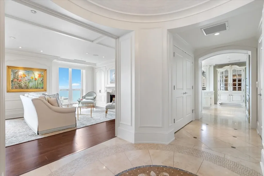 11 East Walton Street Chicago IL 60611