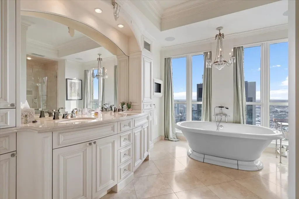 11 East Walton Street Chicago IL 60611