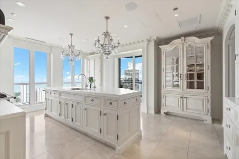 11 East Walton Street Chicago IL 60611