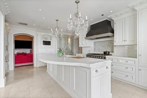 11 East Walton Street Chicago IL 60611