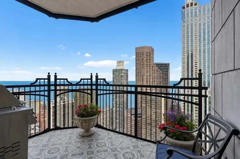 11 East Walton Street Chicago IL 60611
