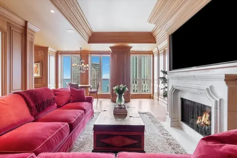 11 East Walton Street Chicago IL 60611