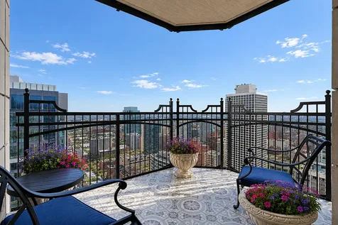 11 East Walton Street Chicago IL 60611