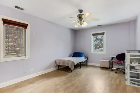 6128 North Kildare Avenue Chicago IL 60646