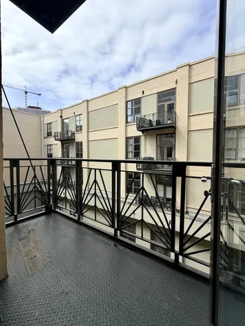 758 North Larrabee Street Chicago IL 60654