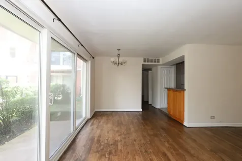 10111 Old Orchard Court Skokie IL 60076