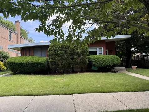 9111 Ewing Avenue Evanston IL 60203