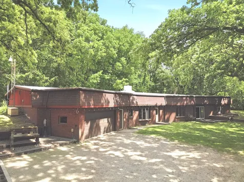 1584 Il Route 38 Franklin Grove IL 61031