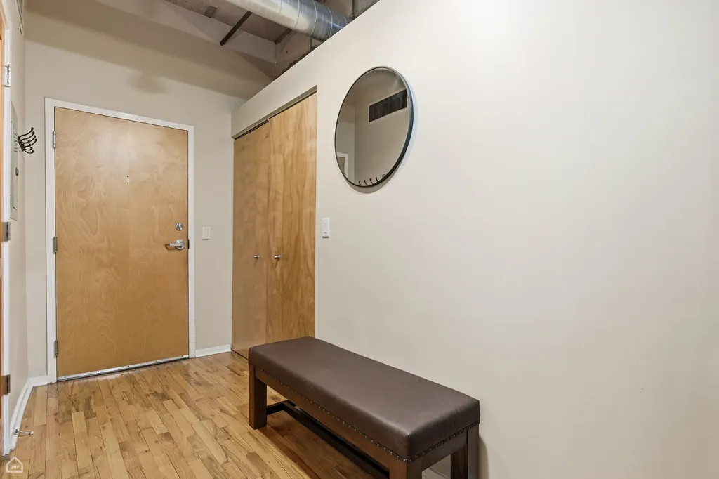 6 South Laflin Street Chicago IL 60607