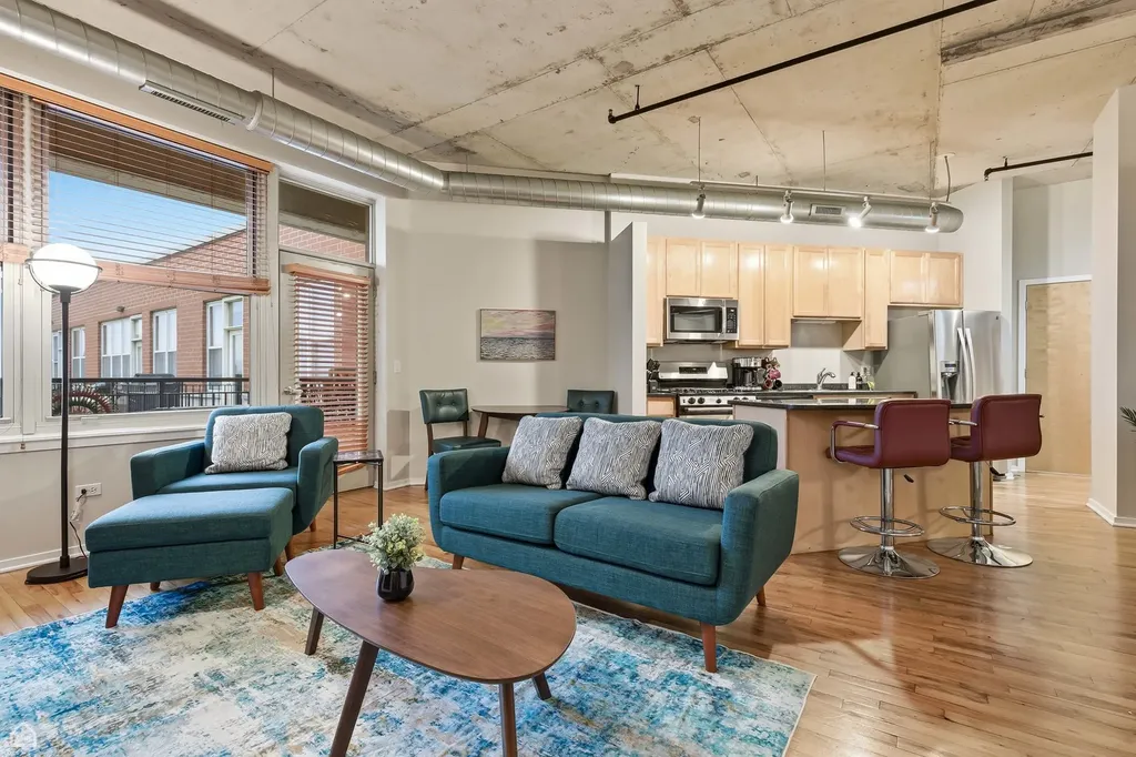 6 South Laflin Street Chicago IL 60607