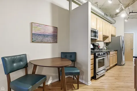 6 South Laflin Street Chicago IL 60607