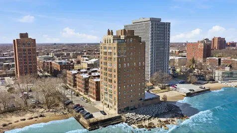 2666 East 73rd Street Chicago IL 60649