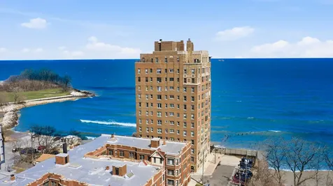 2666 East 73rd Street Chicago IL 60649