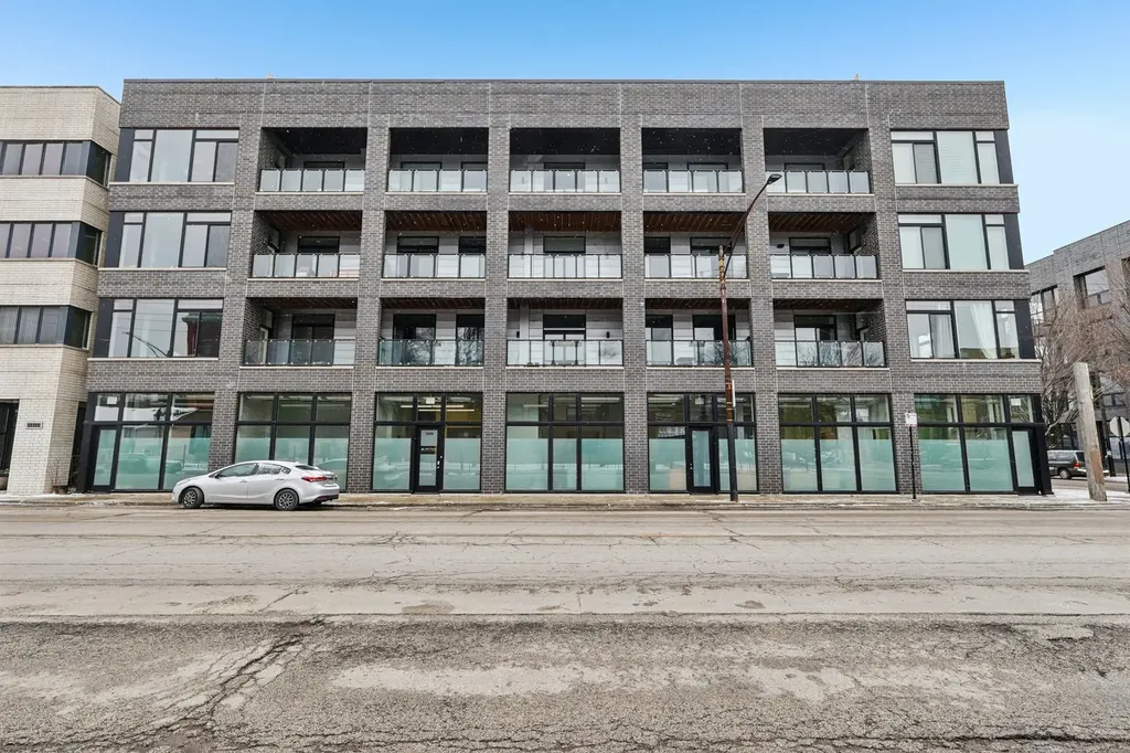 469 North Paulina Street Chicago IL 60622