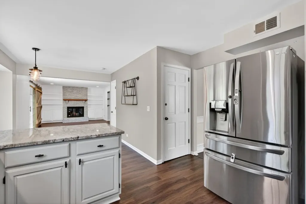 1105 Barcroft Court Naperville IL 60540
