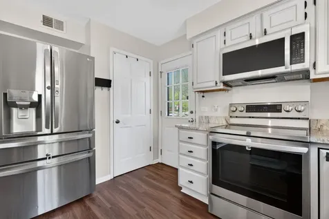 1105 Barcroft Court Naperville IL 60540