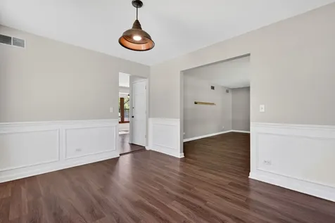 1105 Barcroft Court Naperville IL 60540