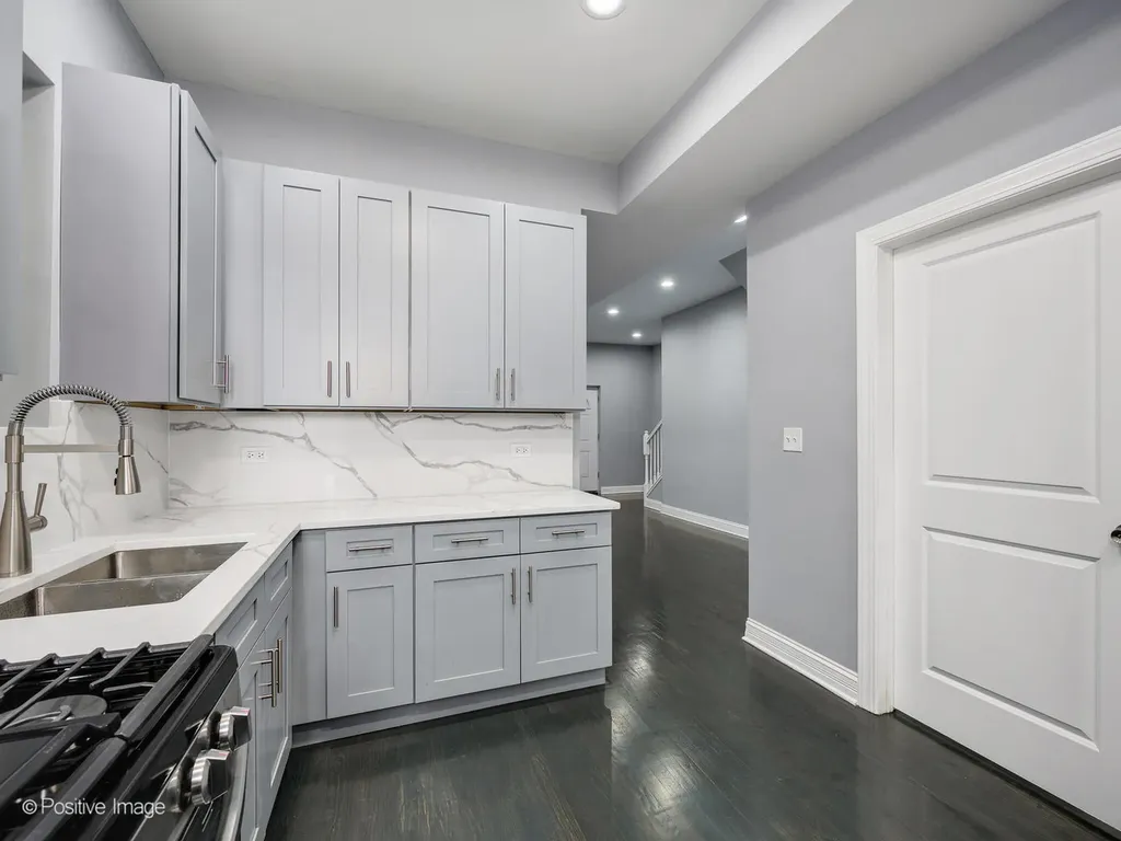 4530 West Maypole Avenue Chicago IL 60624