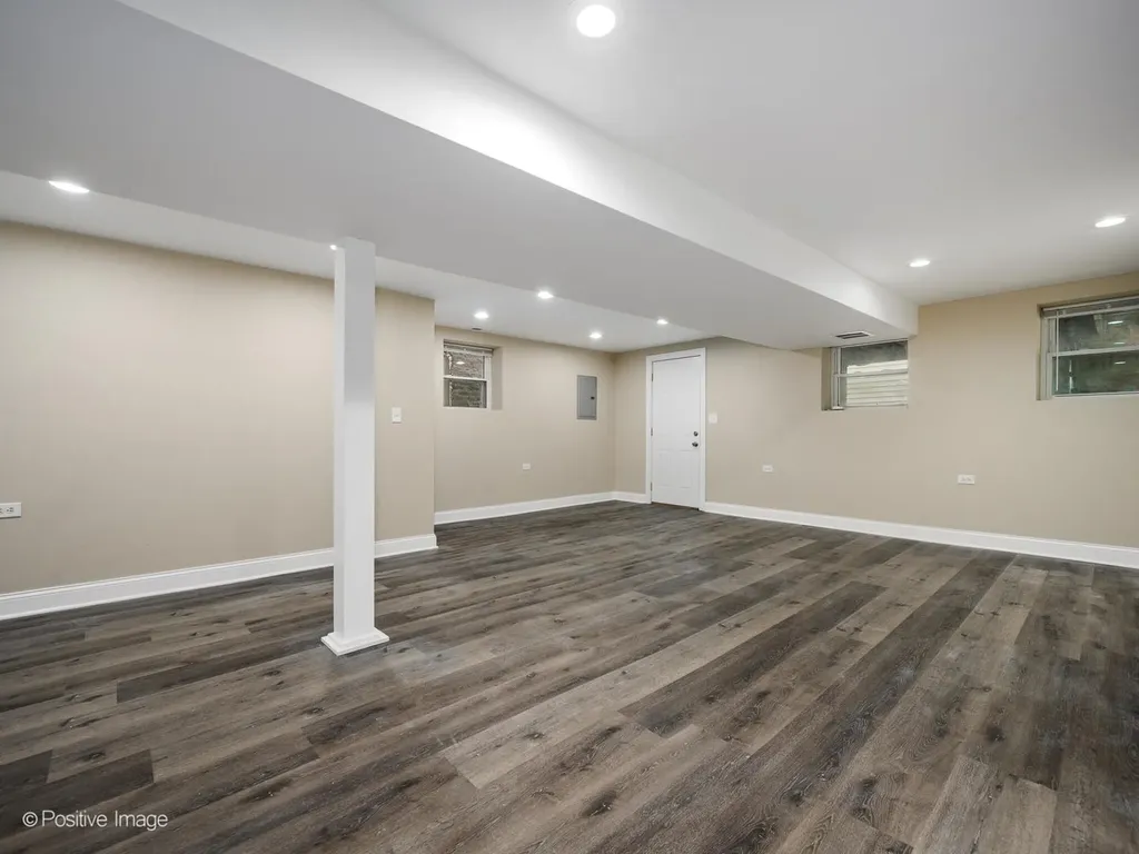4530 West Maypole Avenue Chicago IL 60624