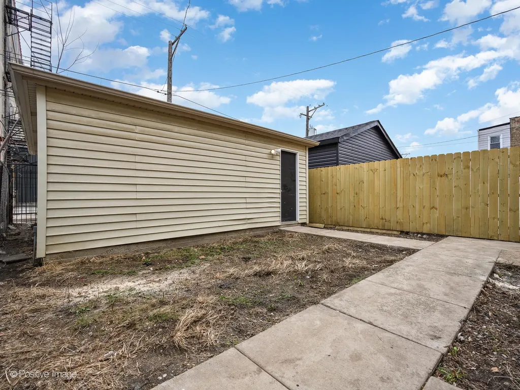 4530 West Maypole Avenue Chicago IL 60624