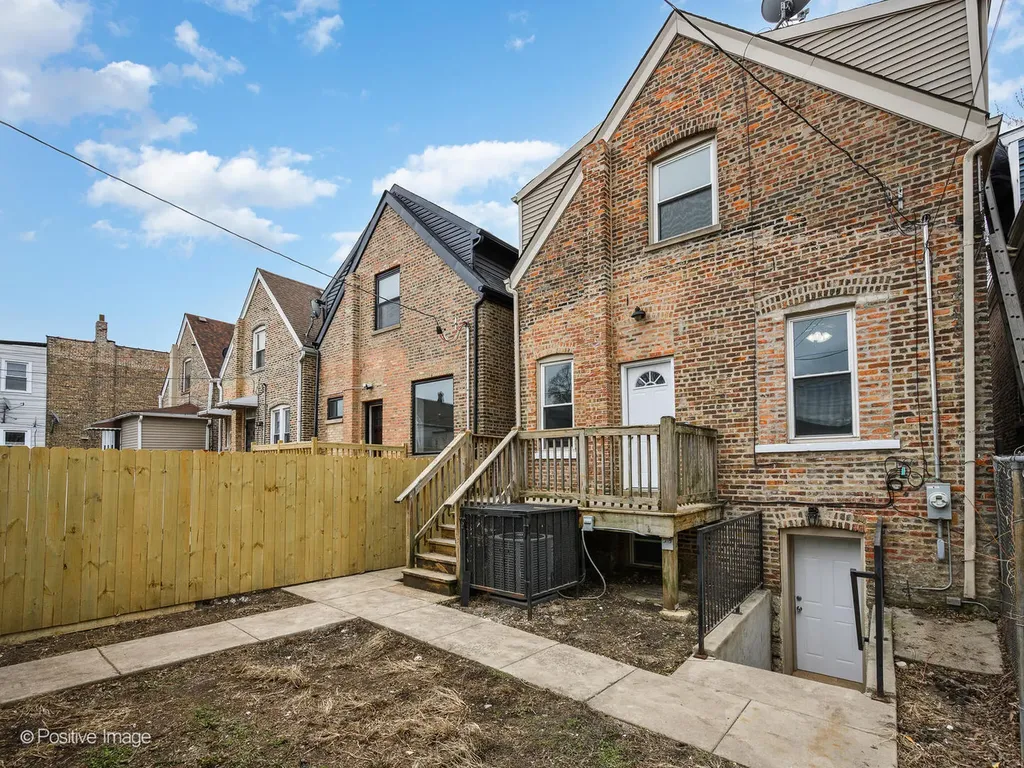4530 West Maypole Avenue Chicago IL 60624