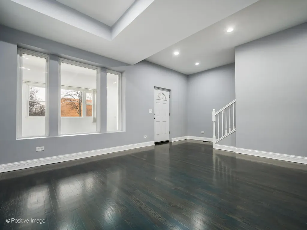 4530 West Maypole Avenue Chicago IL 60624