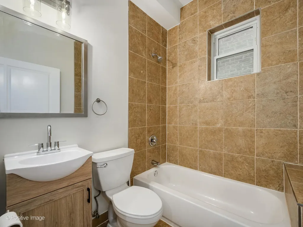 4530 West Maypole Avenue Chicago IL 60624