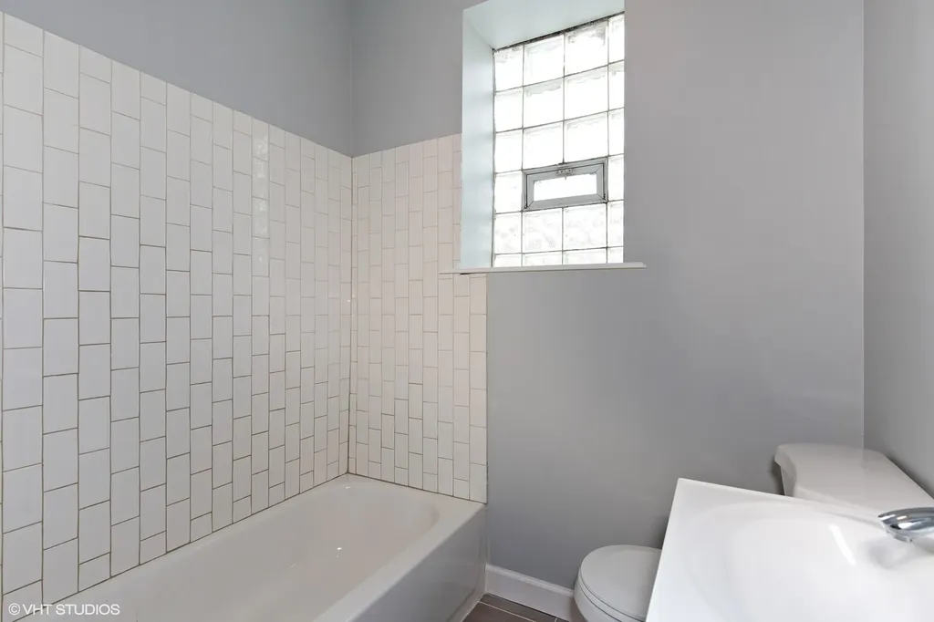 3544 West Douglas Boulevard Chicago IL 60623